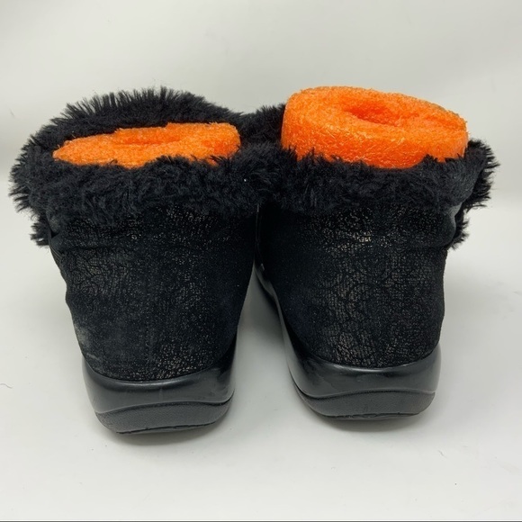 ALEGRIA black florets ankle boot, style#Mer-553. with faux fur. - Picture 7 of 9